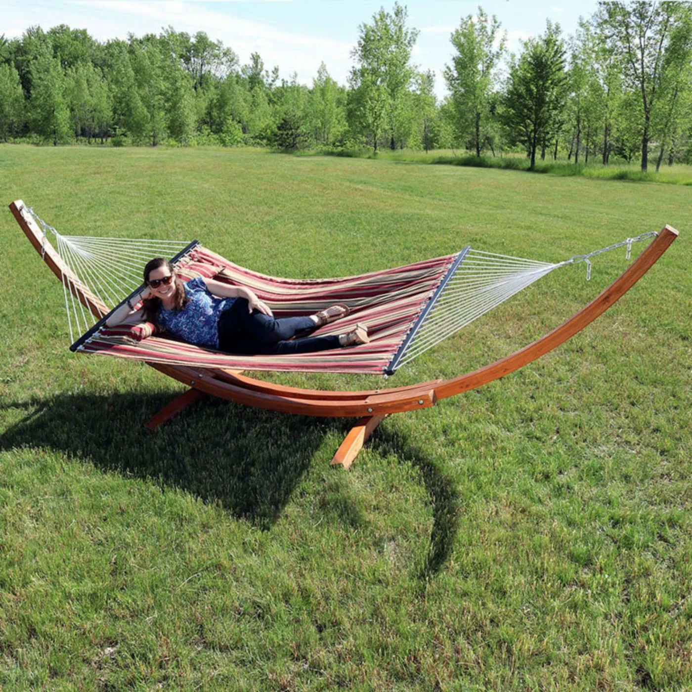 Promo 𧨠Sunnydaze Decor Quilted 13 Ft. Double Fabric Hammock With Wood Stand 𧨠2 Promo 𧨠Sunnydaze Decor Quilted 13 Ft. Double Fabric Hammock With Wood Stand 𧨠- Image 2